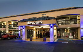 Days Inn & Suites By Wyndham Artesia